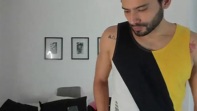 Dereck vega online show from 09-26-25, 10:58