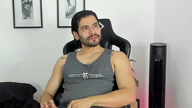 Dereck vega online show from 07-24-26, 03:21