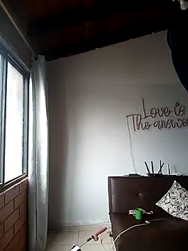 Snapshot of SamaraJay1 chatting on 01-07-25, 01:03 SamaraJay1 online show from 01-07-25, 01:03