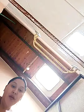 Snapshot of SamaraJay1 chatting on 10-11-25, 03:32 SamaraJay1 online show from 10-11-25, 03:32