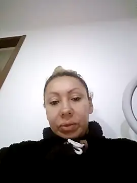 coral smitth online show from 11-06-25, 03:02