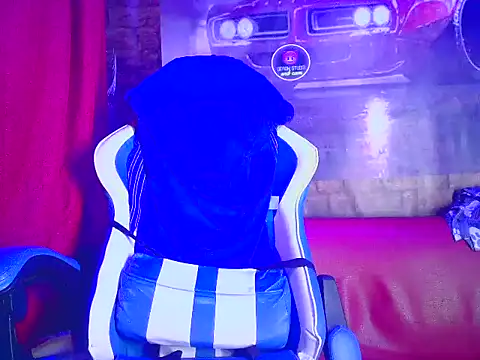 Snapshot of MasterSEX420 chatting on 12-04-24, 01:47 MasterSEX420 online show from 12-04-24, 01:47