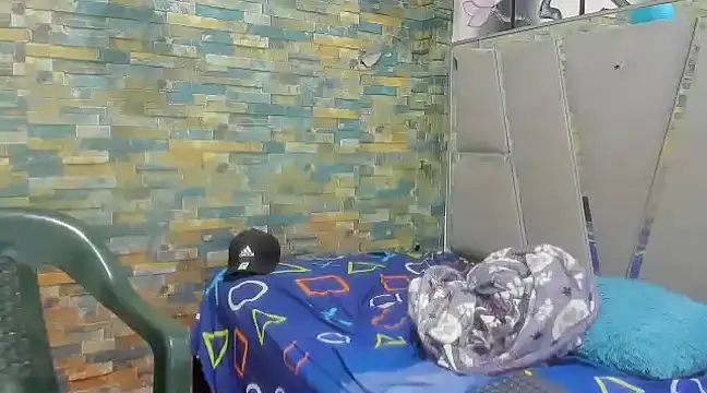 Snapshot of MasterSEX420 chatting on 01-10-25, 09:31 MasterSEX420 online show from 01-10-25, 09:31