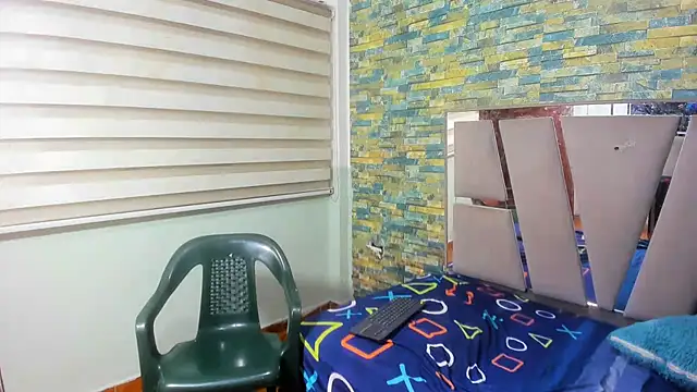 Snapshot of MasterSEX420 chatting on 02-03-25, 12:47 MasterSEX420 online show from 02-03-25, 12:47