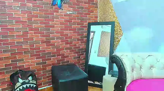 Snapshot of MasterSEX420 chatting on 02-13-25, 04:17 MasterSEX420 online show from 02-13-25, 04:17