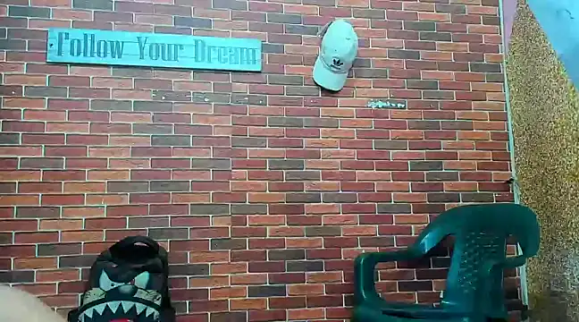 Snapshot of MasterSEX420 chatting on 02-23-25, 12:48 MasterSEX420 online show from 02-23-25, 12:48