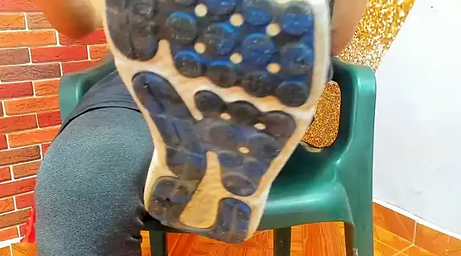 Snapshot of MasterSEX420 chatting on 02-23-25, 03:51 MasterSEX420 online show from 02-23-25, 03:51