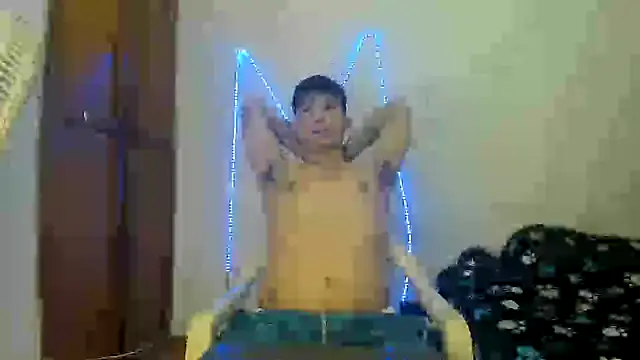 Snapshot of MasterSEX420 chatting on 09-27-25, 09:42 MasterSEX420 online show from 09-27-25, 09:42