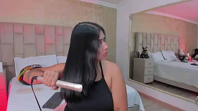 EmmaTorres  online show from 03-19-25, 08:43