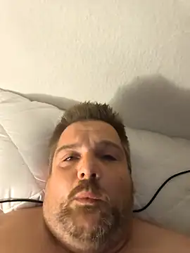 Ronny2510 online show from 11-21-25, 10:41