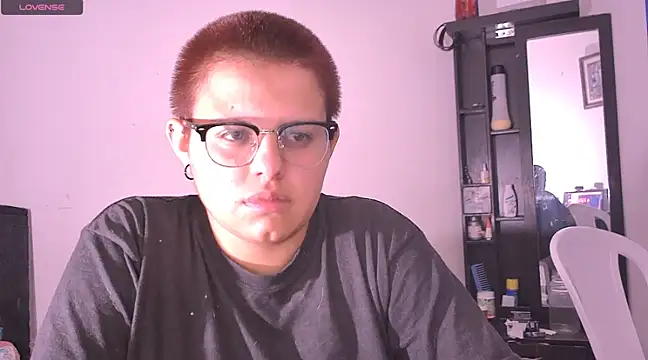 tatsumi nao online show from 12-11-24, 01:58