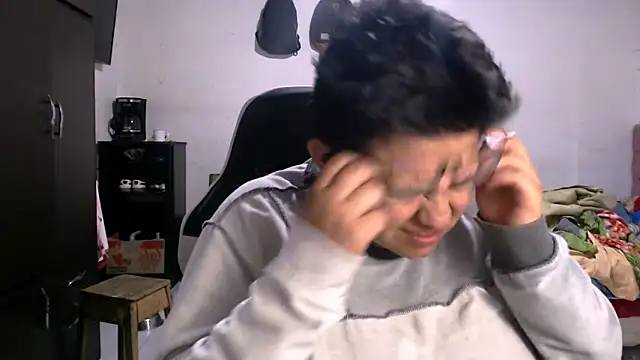 Snapshot of tatsumi_nao chatting on 11-15-25, 01:03 tatsumi nao online show from 11-15-25, 01:03