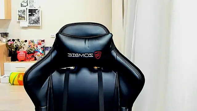 Sm0ly online show from 10-25-25, 01:35