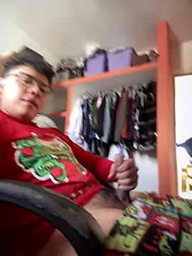 Snapshot of Parejasumisa27 chatting on 12-01-25, 06:24 Parejasumisa27 online show from 12-01-25, 06:24