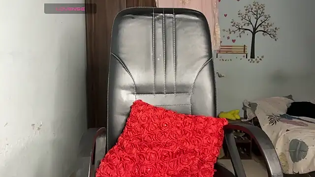 Snapshot of Dazzling__ira chatting on 02-18-25, 10:47 Dazzling ira online show from 02-18-25, 10:47