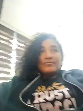 Snapshot of samanthaeliott22 chatting on 12-22-24, 12:38 samanthaeliott22 online show from 12-22-24, 12:38