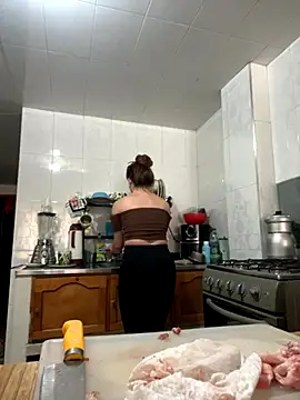 Cloew Marz online show from 10-12-25, 05:34