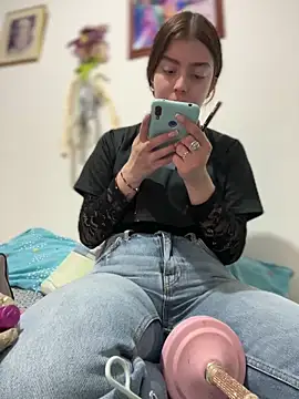 Cloew Marz online show from 04-10-26, 04:33