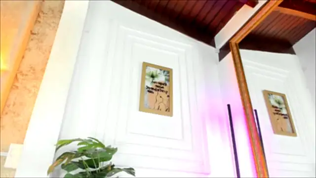 Snapshot of AlessiaLondon chatting on 02-11-25, 03:40 AlessiaLondon online show from 02-11-25, 03:40