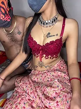 Snapshot of Suhu_love chatting on 12-13-24, 06:38 Suhu love online show from 12-13-24, 06:38