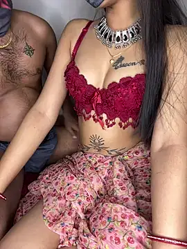 Snapshot of Suhu_love chatting on 01-09-25, 06:04 Suhu love online show from 01-09-25, 06:04