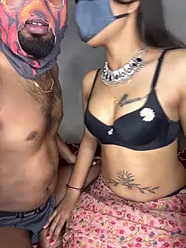 Snapshot of Suhu_love chatting on 02-01-25, 06:29 Suhu love online show from 02-01-25, 06:29