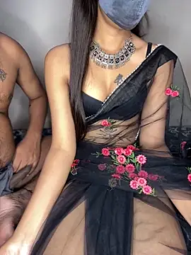 Snapshot of Suhu_love chatting on 10-07-25, 05:32 Suhu love online show from 10-07-25, 05:32