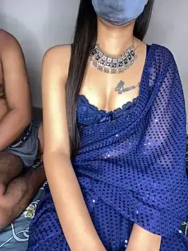 Snapshot of Suhu_love chatting on 10-25-25, 07:52 Suhu love online show from 10-25-25, 07:52