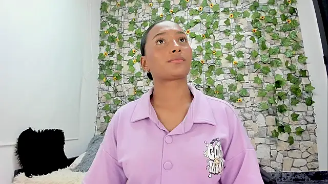 Snapshot of Pandora_gu chatting on 01-20-25, 10:37 Pandora gu online show from 01-20-25, 10:37