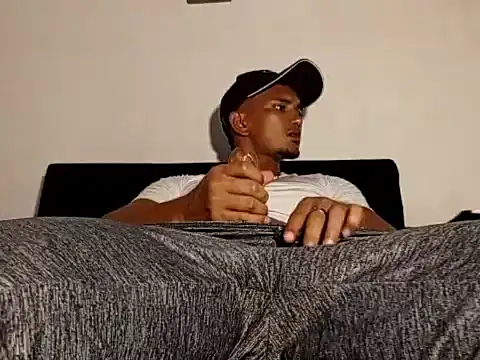 Latinsex2501 online show from 02-19-26, 07:32