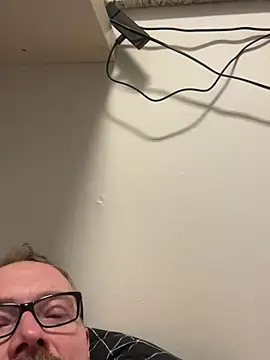 Snapshot of Rockburg chatting on 12-28-24, 10:14 Rockburg online show from 12-28-24, 10:14