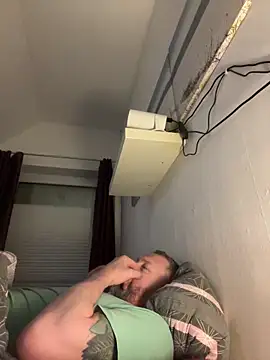 Snapshot of Rockburg chatting on 02-03-25, 07:21 Rockburg online show from 02-03-25, 07:21