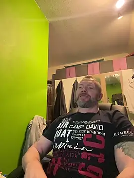 Snapshot of Rockburg chatting on 02-10-25, 03:53 Rockburg online show from 02-10-25, 03:53