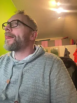 Snapshot of Rockburg chatting on 02-19-25, 06:22 Rockburg online show from 02-19-25, 06:22