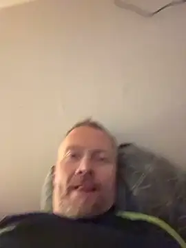 Snapshot of Rockburg chatting on 11-17-25, 07:08 Rockburg online show from 11-17-25, 07:08