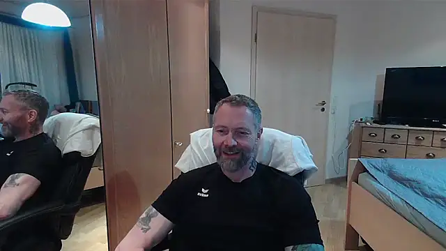 Snapshot of Rockburg chatting on 03-20-26, 10:09 Rockburg online show from 03-20-26, 10:09