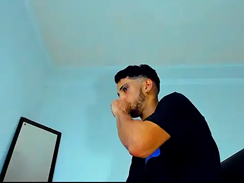 Snapshot of Gregory_hard chatting on 01-15-25, 12:15 Gregory hard online show from 01-15-25, 12:15