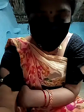 Snapshot of haymona chatting on 02-13-26, 11:45 haymona online show from 02-13-26, 11:45