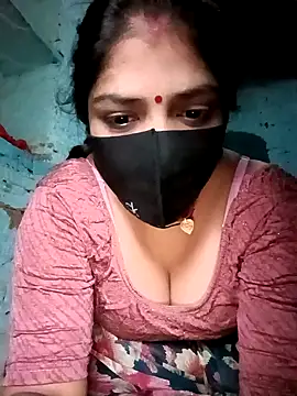 Snapshot of haymona chatting on 02-21-26, 01:28 haymona online show from 02-21-26, 01:28