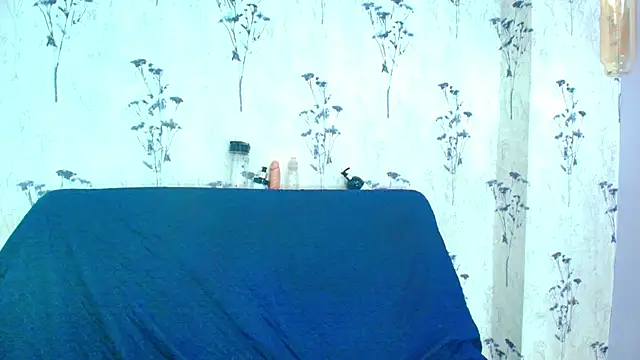 Snapshot of Mia_candy_0 chatting on 03-05-25, 03:18 Mia candy 0 online show from 03-05-25, 03:18