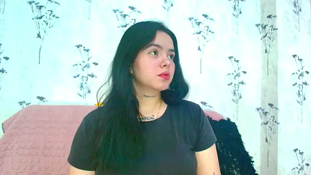 Snapshot of Mia_candy_0 chatting on 03-11-25, 12:06 Mia candy 0 online show from 03-11-25, 12:06