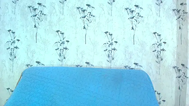 Snapshot of Mia_candy_0 chatting on 03-22-25, 06:14 Mia candy 0 online show from 03-22-25, 06:14