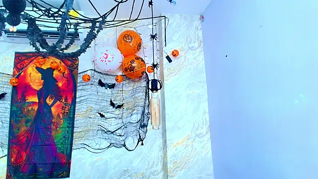 Snapshot of Mia_candy_0 chatting on 10-25-25, 12:02 Mia candy 0 online show from 10-25-25, 12:02