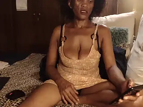 LONGBLKCLIT36 online show from 04-29-26, 07:20