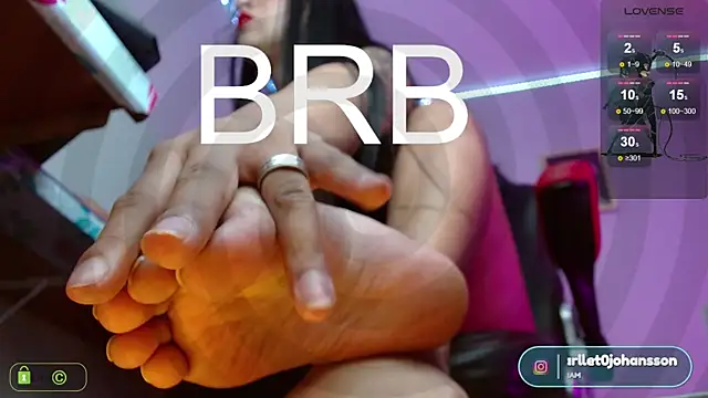 Miss scarllet  online show from 01-17-25, 01:03