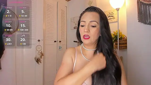 anaruiz  online show from 05-30-26, 11:46