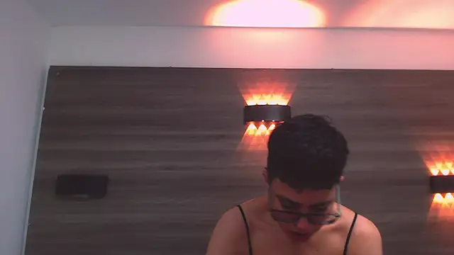 Cutie Shy  online show from 02-11-25, 07:16