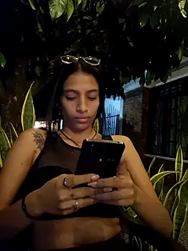 lily sk online show from 01-20-25, 02:01