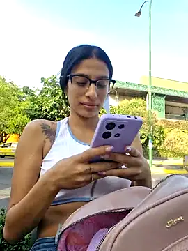 lily sk online show from 02-18-25, 09:31