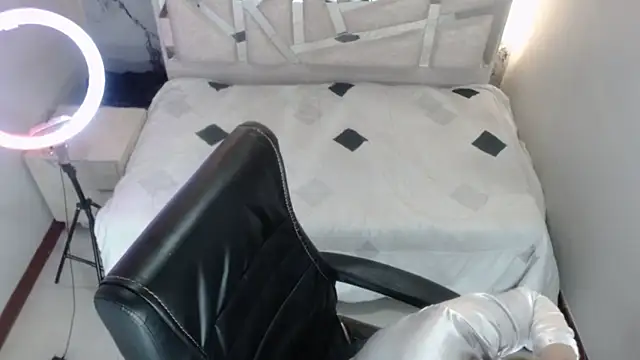 Salome Milf202 online show from 12-21-25, 03:46